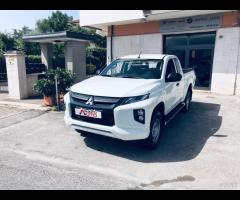 Mitsubishi L200 2.3 D CABINA ESTESA 4x4 Super Se - 25