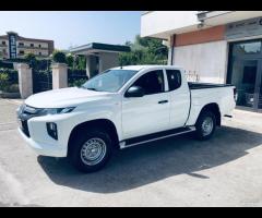 Mitsubishi L200 2.3 D CABINA ESTESA 4x4 Super Se - 27