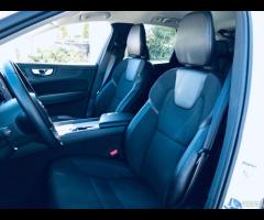 Volvo XC 60 XC60 B4 (d) AWD Geartronic Momentum Pr - 13
