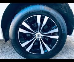 Volvo XC 60 XC60 B4 (d) AWD Geartronic Momentum Pr - 18