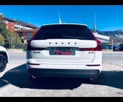 Volvo XC 60 XC60 B4 (d) AWD Geartronic Momentum Pr - 21