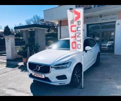 Volvo XC 60 XC60 B4 (d) AWD Geartronic Momentum Pr - 24