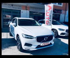 Volvo XC 60 XC60 B4 (d) AWD Geartronic Momentum Pr - 26