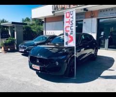 Maserati Levante V6 Diesel 275 CV AWD Gransport