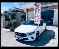Mercedes-benz A 180 d Automatic Sport LUCI-AMB-TEL