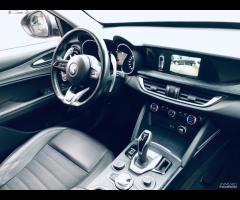 Alfa Romeo Stelvio 2.2 190CV Q4 PELLE-TELECAMERA-R - 25