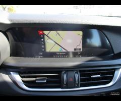 Alfa Romeo Stelvio 2.2 Turbodiesel 180 CV AT8 RWD - 21