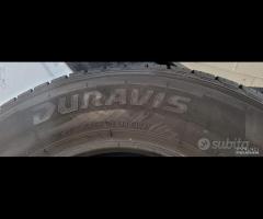 215 65 R15C 104/102T 4 GOMME BRIDGESTONE ESTIVE - 10