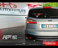 Ford S-Max 2.0 tdci Titanium dpf - 23