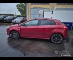 Fiat Bravo 2010 Turbo Diesel Demolita - Ricambi