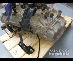 CAMBIO MANUALE 6 MARCE 2WD D3FA 1.1 CRDi  KIA RIO - 10