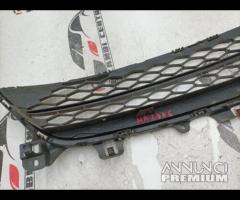 GRIGLIA MASCHERINA PARAURTI INFERIORE MAZDA 6 GDK4