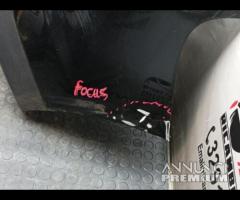PARAURTI POSTERIORE CON SENSORI DI PARCHEGGIO FORD