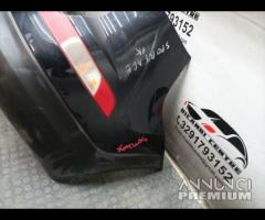 PARAURTI POSTERIORE CON SENSORI DI PARCHEGGIO KIA - 16