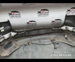 PARAURTI POSTERIORE CON SENSORI DI PARCHEGGIO KIA - 22