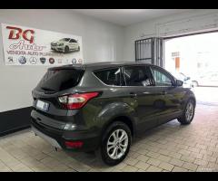 Ford Kuga 1.5 TDCI 120 CV S&S 2WD Powershift Editi