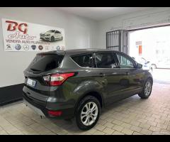 Ford Kuga 1.5 TDCI 120 CV S&S 2WD Powershift Editi - 9