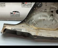 PARAFANGO POSTERIORE \\ LONGHERONE DESTRO NISSAN L - 9