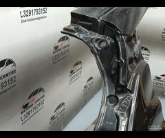 PARAFANGO POSTERIORE \\ LONGHERONE DESTRO NISSAN L - 18