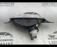 FARO FANALE FRECCIA ANTERIORE DESTRA SMART FORFOUR