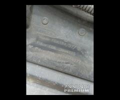 PARAURTI POSTERIORE CON SENSORI DI PARCHEGGIO PEUG - 23