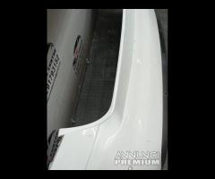 PARAURTI POSTERIORE CON SENSORI DI PARCHEGGIO PEUG - 9