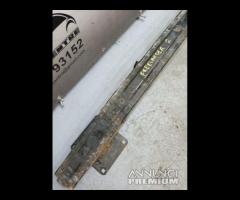 TRAVERSA RINFORZO PARAURTI POSTERIORE LAND ROVER F - 6