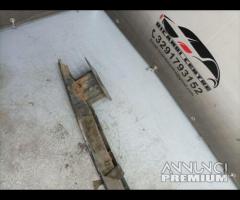 TRAVERSA RINFORZO PARAURTI POSTERIORE LAND ROVER F - 19