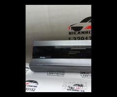 GRIGLIA STAMPAGGIO PORTA POSTERIORE DX RANGE ROVER - 15