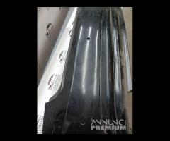 PARAURTI POSTERIORE CON SENSORI DI PARCHEGGIO MERC - 10