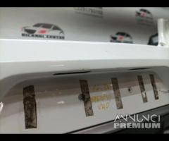 PARAURTI POSTERIORE CON SENSORI DI PARCHEGGIO VOLV - 17