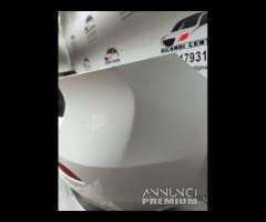 PARAURTI POSTERIORE CON SENSORI DI PARCHEGGIO VOLV - 19