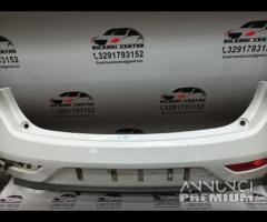 PARAURTI POSTERIORE CON SENSORI DI PARCHEGGIO VOLV - 21