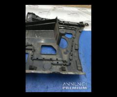 STAFFA DI MONTAGGIO PARAURTI POSTERIORE SINISTRA B - 16