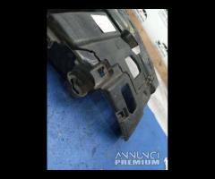 STAFFA DI MONTAGIO PARAURTI POSTERIORE DESTRA BMW - 12