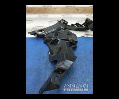 SUPPORTO STAFFA PARAURTI POSTERIORE DESTRO LAND RO - 21