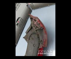 PARAURTI POSTERIORE CON SENSORI DI PARCHEGGIO VOLK - 22