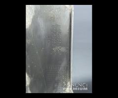 PARAURTI POSTERIORE CON SENSORI DI PARCHEGGIO MERC - 24