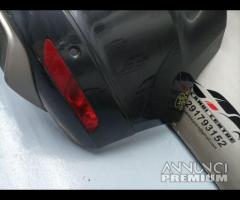PARAURTI POSTERIORE CON SENSORI DI PARCHEGGIO VOLV - 18