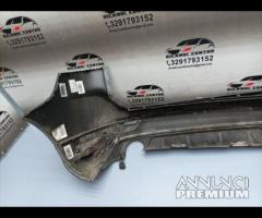 PARAURTI POSTERIORE CON SENSORI DI PARCHEGGIO VOLV - 24