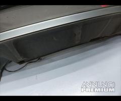 PARAURTI POSTERIORE CON SENSORI DI PARCHEGGIO SEAT - 12