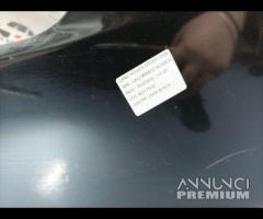 PARAURTI POSTERIORE CON SENSORI DI PARCHEGGIO LAND