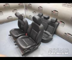 SEDILI IN PELLE NERA OPEL INSIGNIA SPORT TOURER