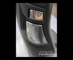 SEDIA ANTERIORE DESTRO IN PELLE NERA MERCEDES CLAS - 12