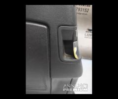 SEDIA ANTERIORE DESTRO IN PELLE NERA MERCEDES CLAS - 18