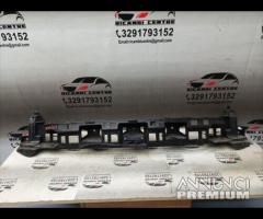 STAFFA PARAURTI POSTERIORE RANGE ROVER VELAR J8A2-