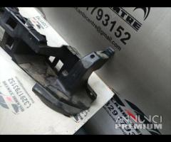 STAFFA PARAURTI POSTERIORE RANGE ROVER VELAR J8A2- - 14