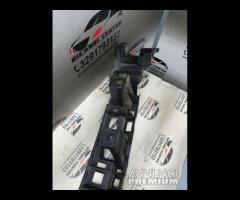 STAFFA PARAURTI POSTERIORE RANGE ROVER VELAR J8A2- - 15