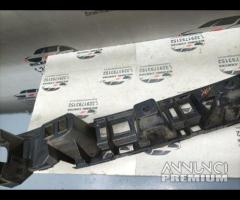 STAFFA PARAURTI POSTERIORE RANGE ROVER VELAR J8A2- - 18