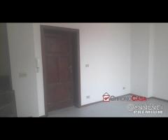 Piazza Cairoli, 2 vani uso ufficio